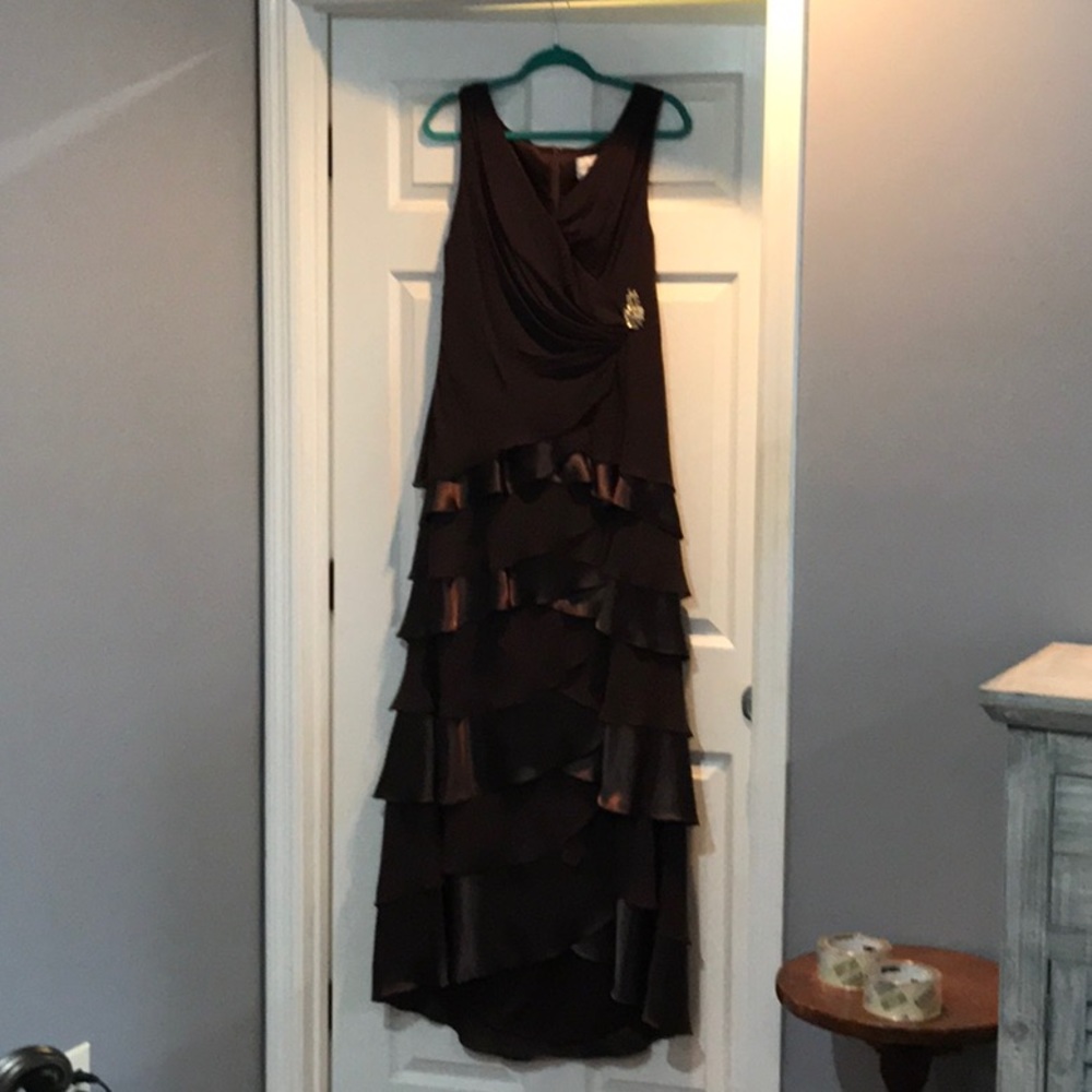 Mother of Groom formal brown layered size 18